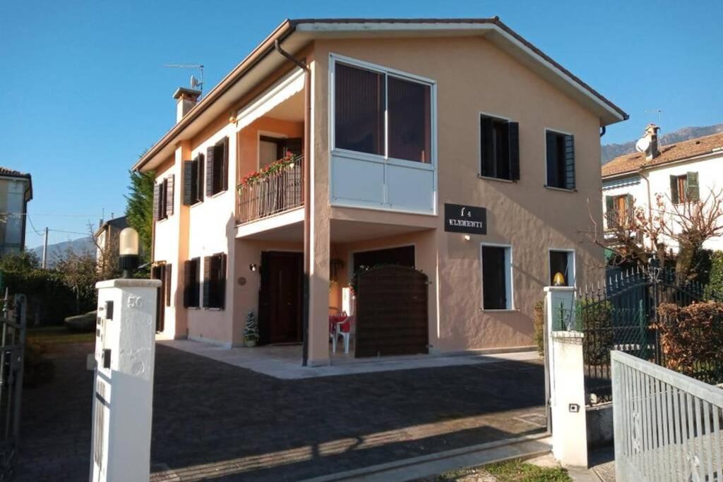 I 4 Elementi Apartment Crespano del Grappa